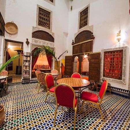 Dar Tamo Hotel Fez Bagian luar foto