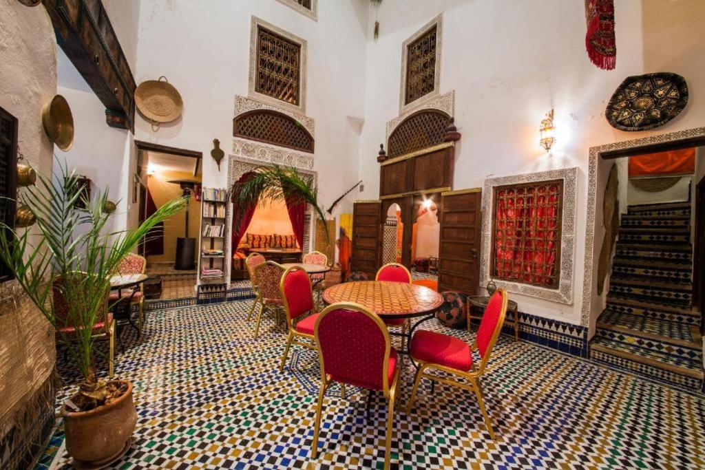 Dar Tamo Hotel Fez Bagian luar foto