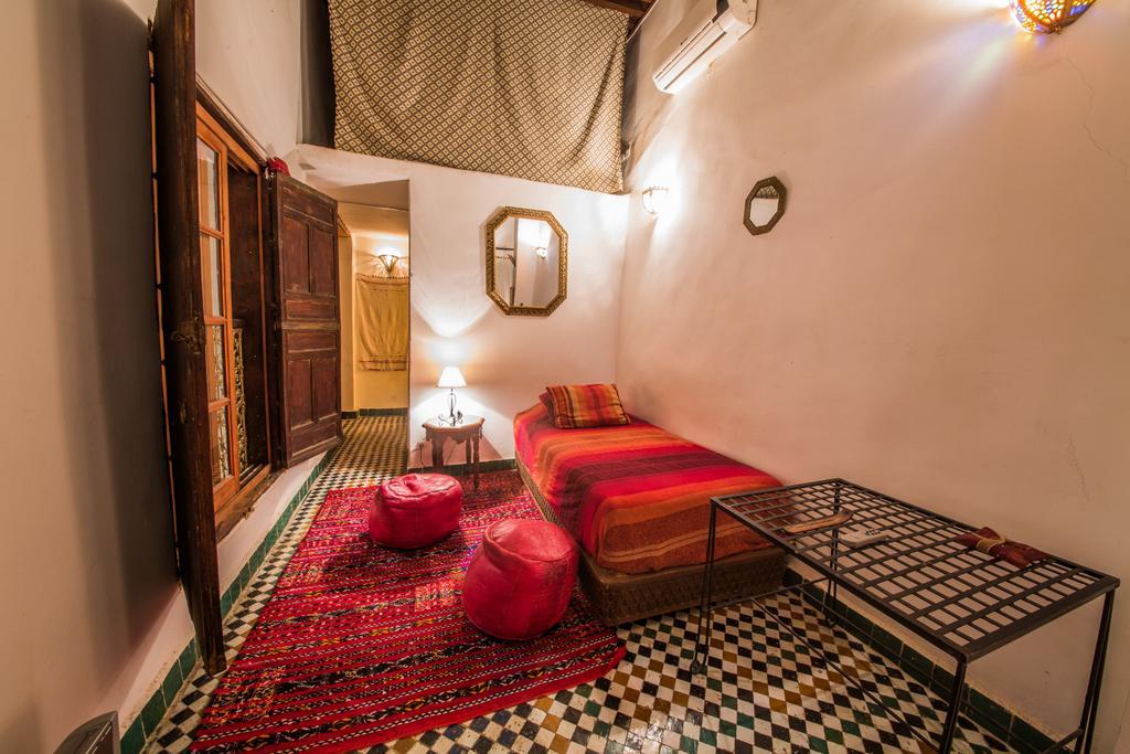 Dar Tamo Hotel Fez Bagian luar foto