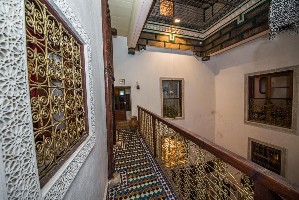 Dar Tamo Hotel Fez Bagian luar foto